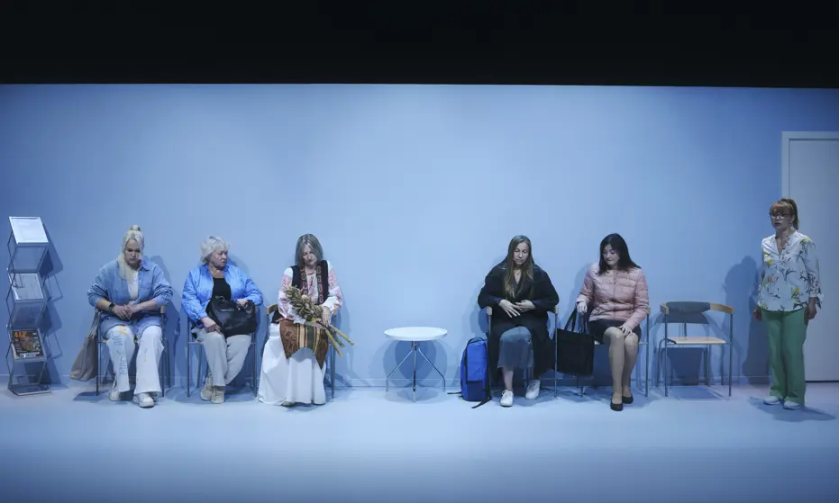 DE LEVEDE HISTORIER PÅ SCENEN