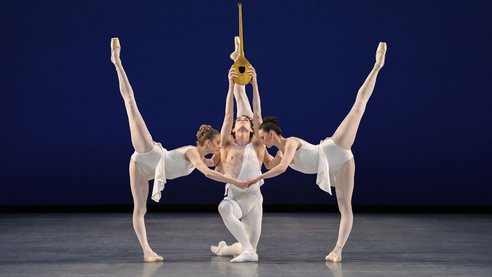 The Roling Giant Steps Giant Steps | Det Kongelige Teater