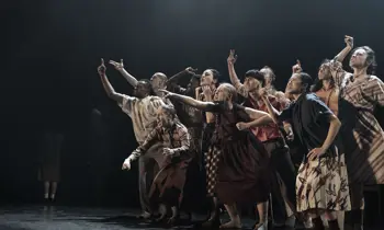 LIGHT - Bach dances